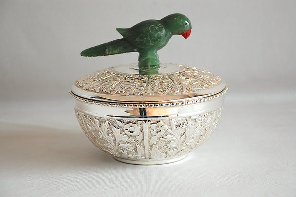 6" Carved Bowl with Parrot on Lid